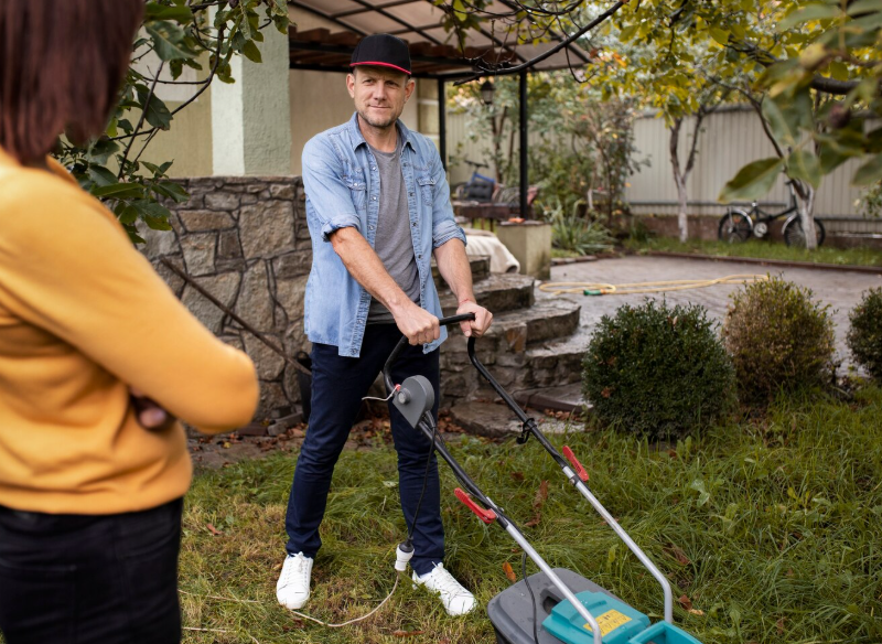 Installing a Backyard Putting Green