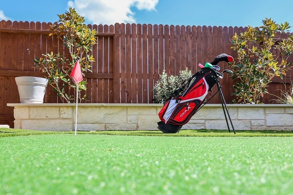 Backyard artificial grass lawn close‑up
