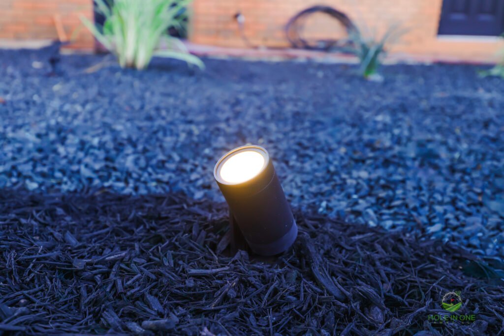 Outdoor pathway lighting