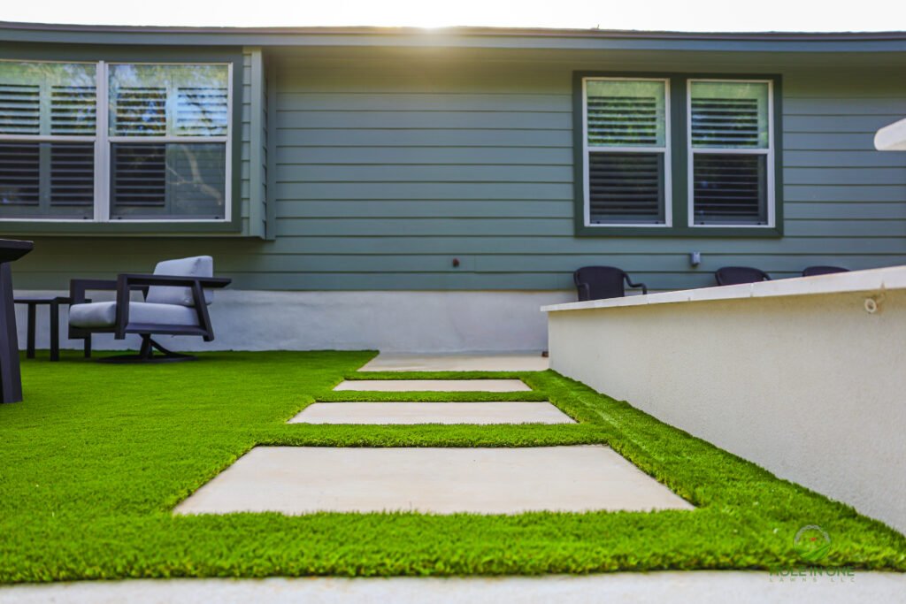 Seamless Turf Walkways & Backyard Design